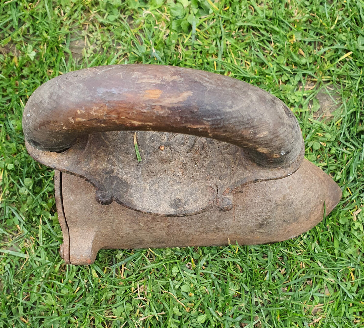 Staré žehličky - 3