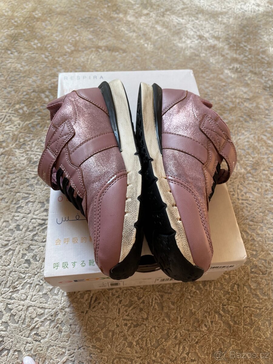 Dívčí celoroční boty GEOX vel. 36 - 3