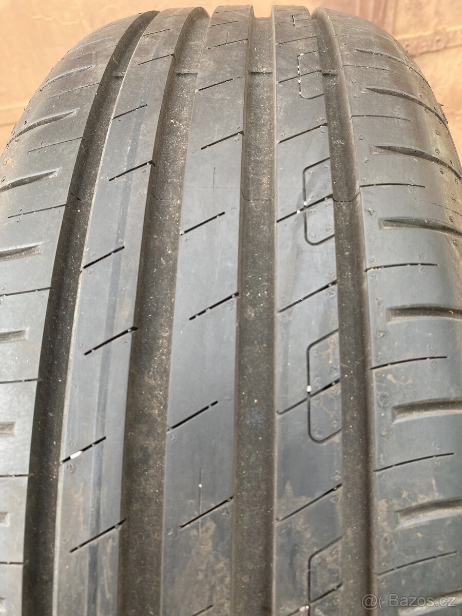 Goodyear Efficient Grip 205/55/17 91V LETNÍ PNEU - 3