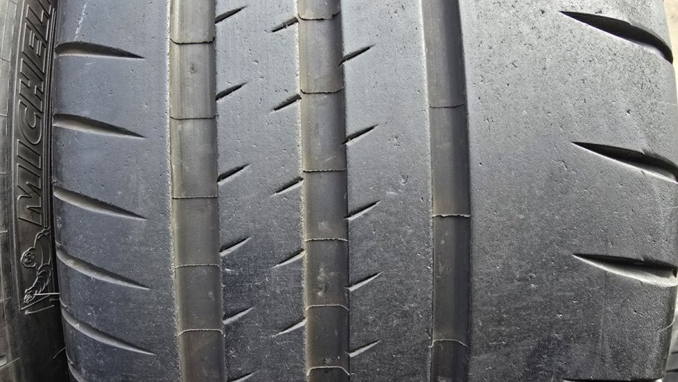 Letní pneu 245/35/20 Michelin - 3