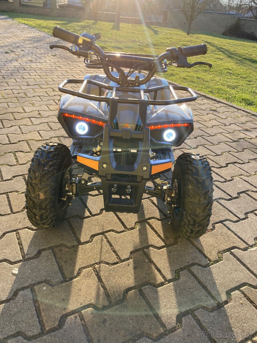 Čtyřkolka dětská Lamax 1000W až 25km/h - 3