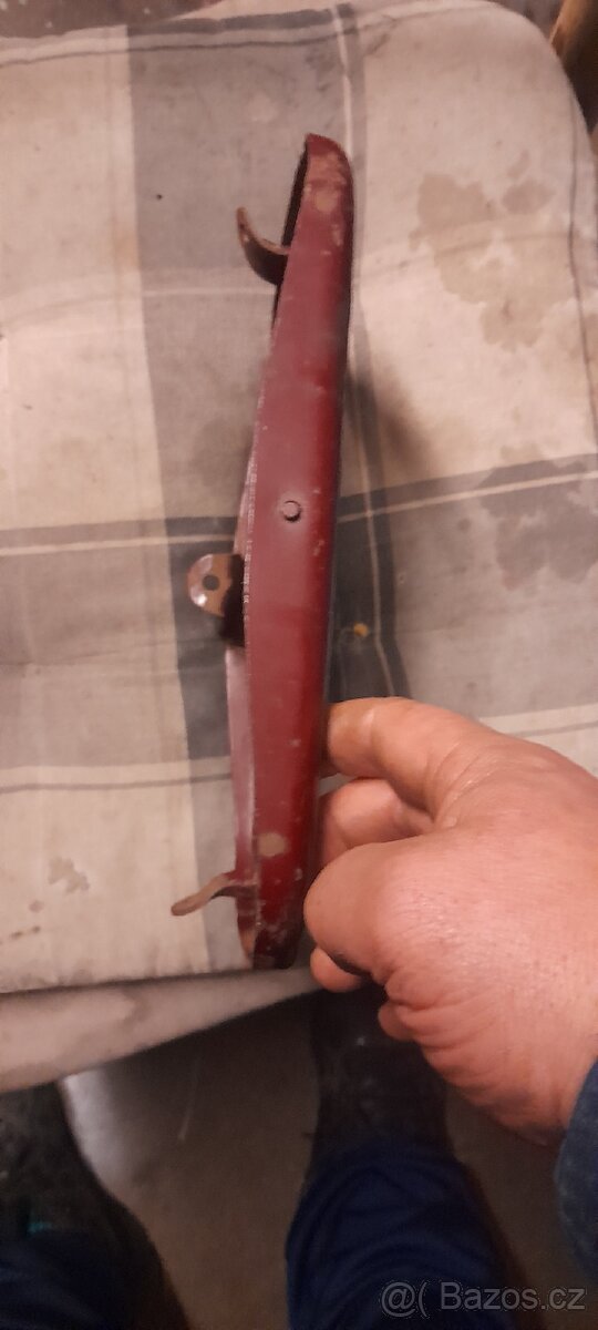 Jawa pérák nosič - 3