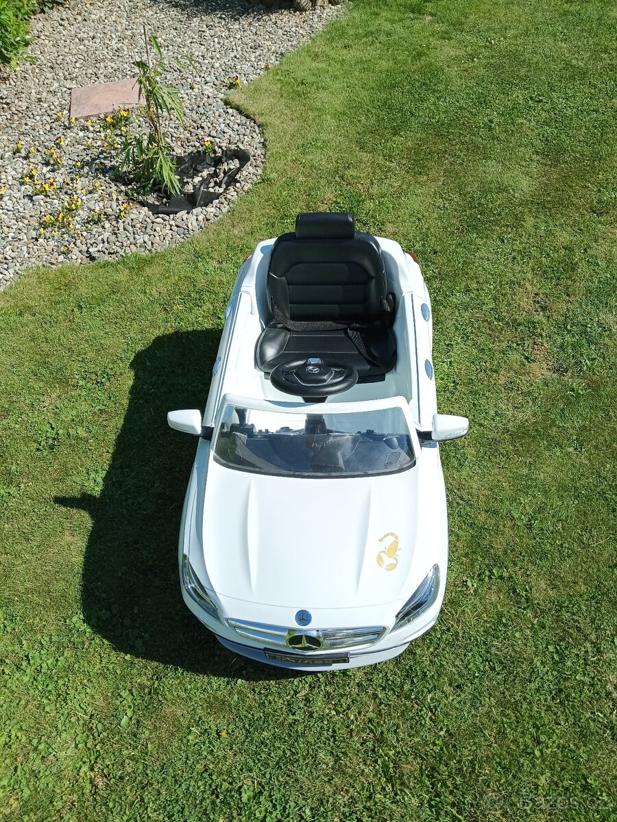 Dětské elektrické auto Mercedes Benz GLA - 3