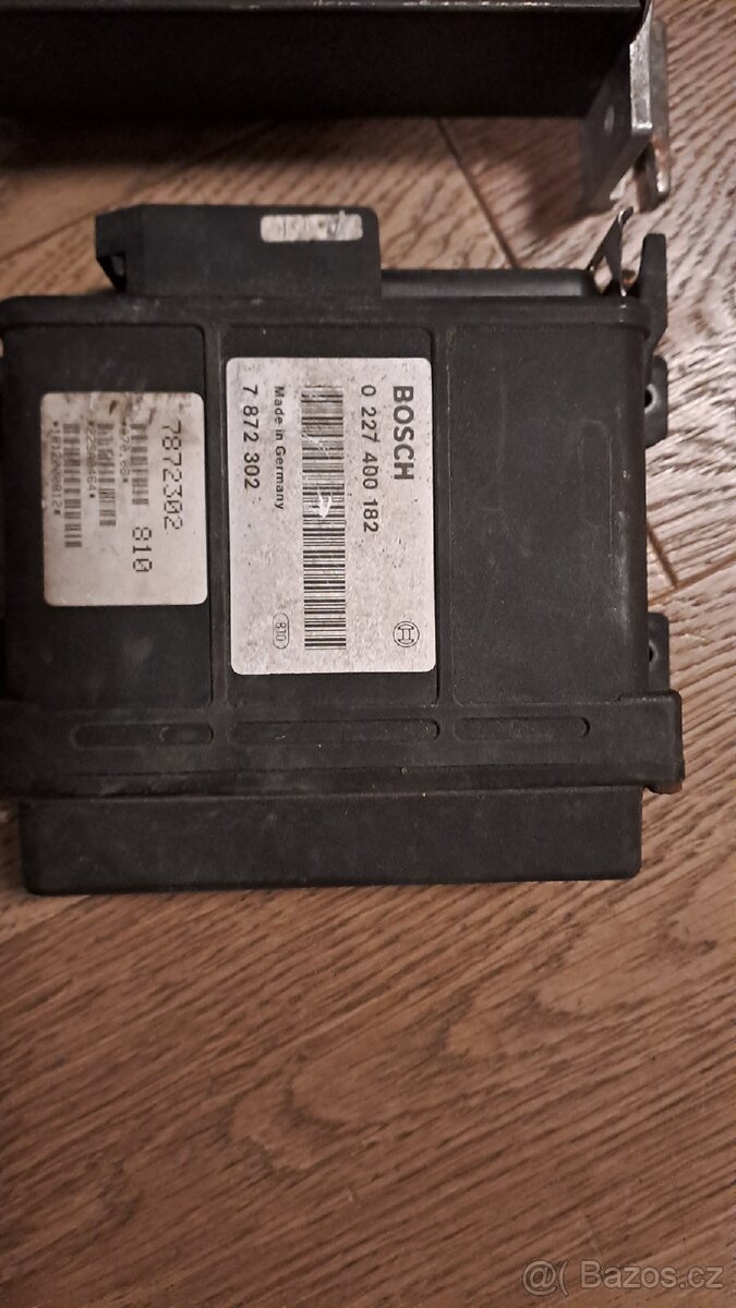 Řídící jednotka Saab 900 og - 3