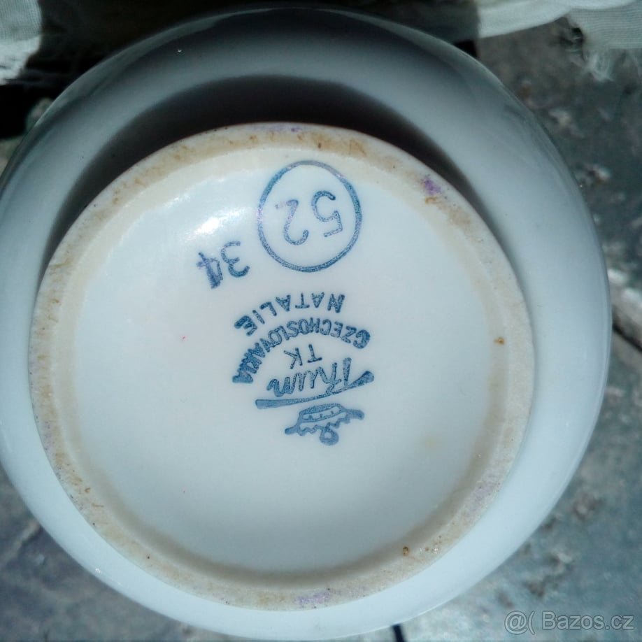 Staré starožitné kousky,STŮL,STARÁ ŽIDLE - 3