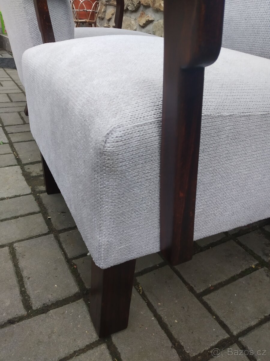 Křesla Thonet po renovaci. - 3