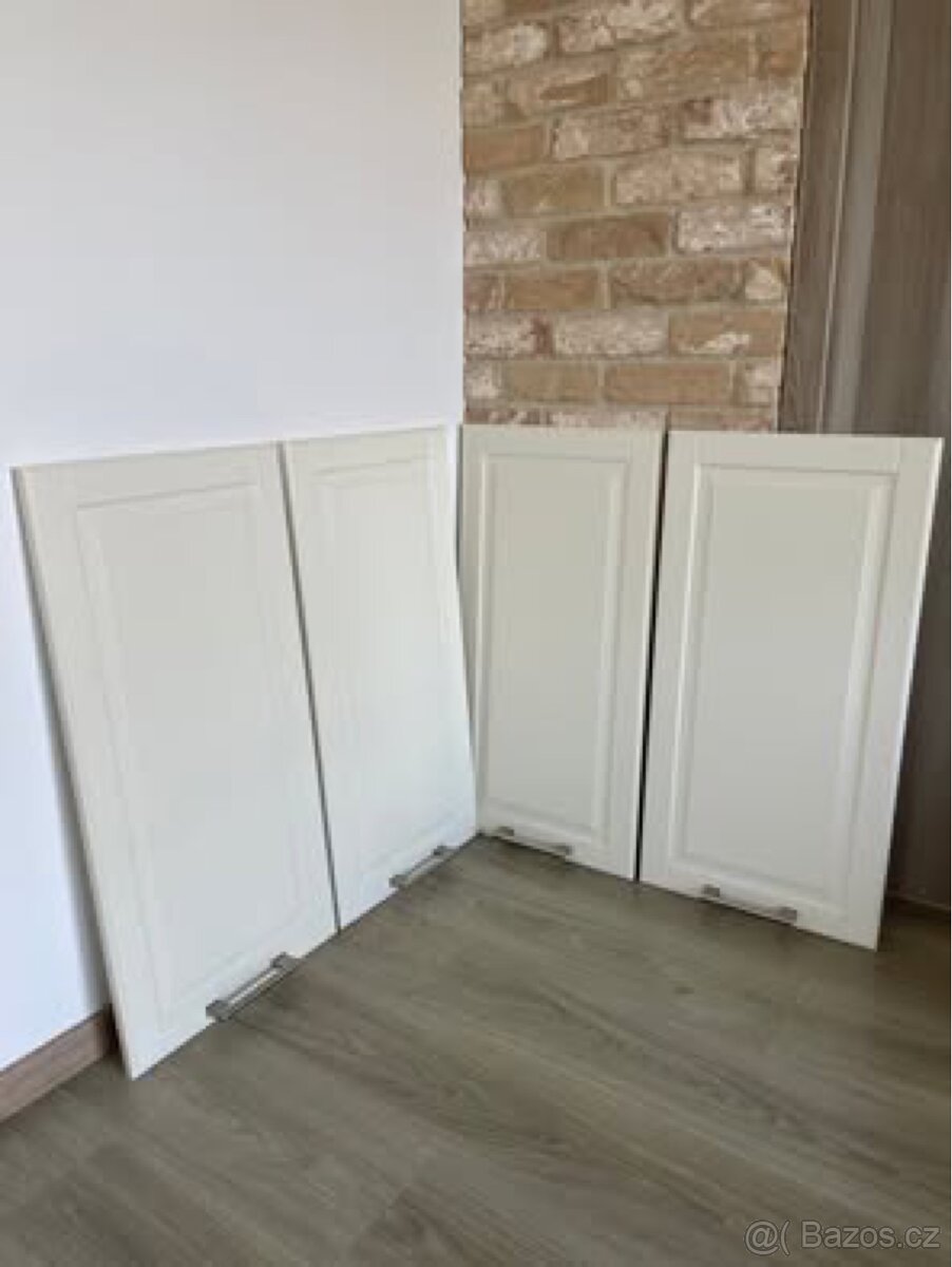 Dvířka a šuplíky z kuchyně IKEA Bodbyn - 3
