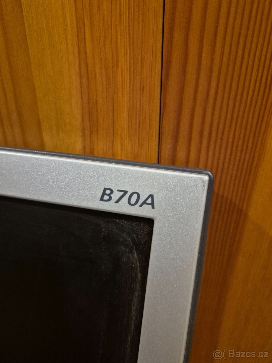 Prodám LCD monitor Hyundai B70A. - 3