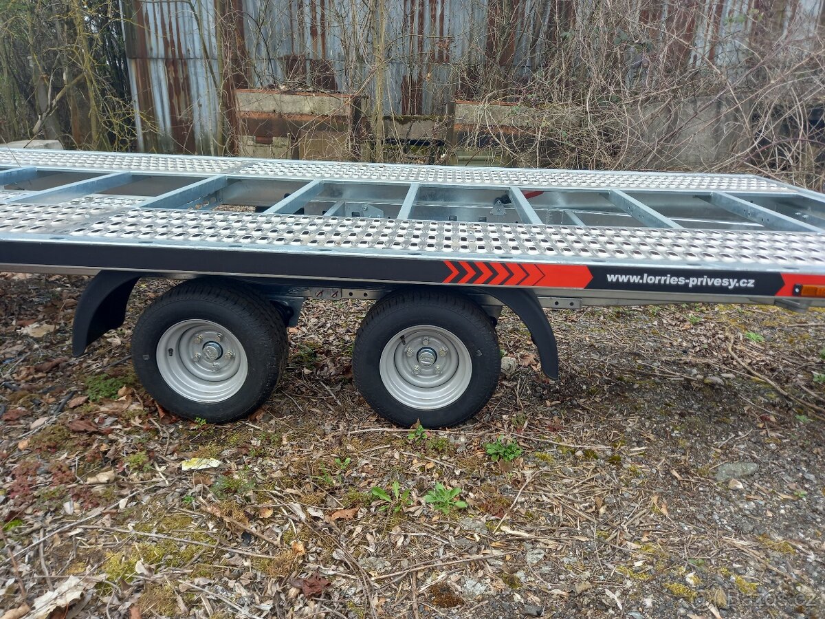 Přívěs na přepravu automobilů - 3