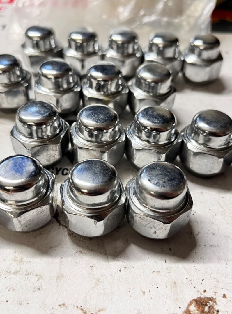 20x matice matky Mazda CX5 - 3