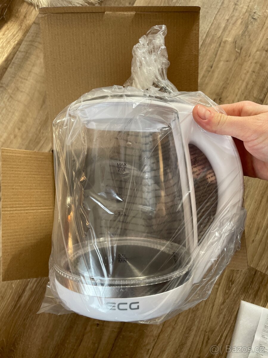 Rychlovarná konvice ECG RK 2020 - 3