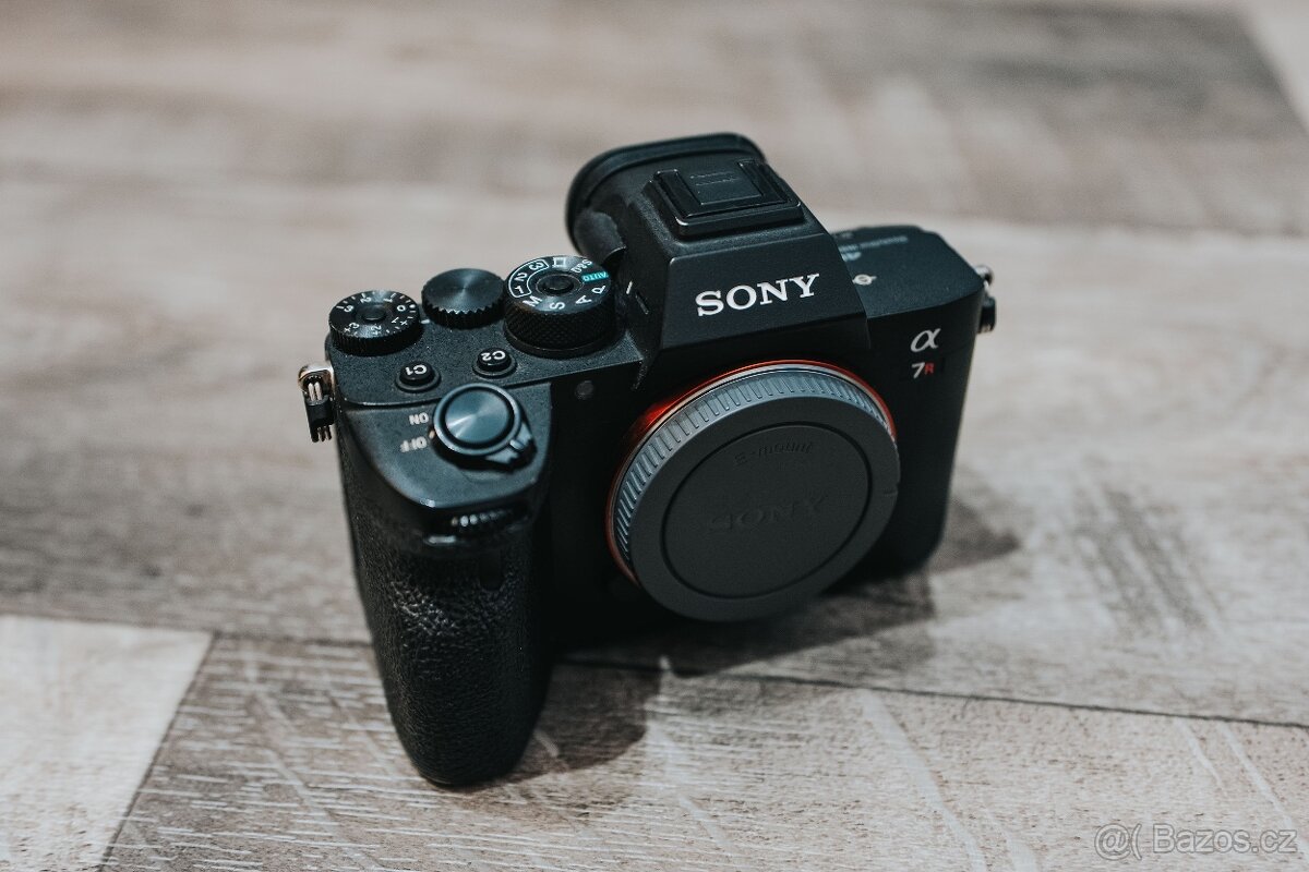 Sony a7RIV - kompletní balení - 3