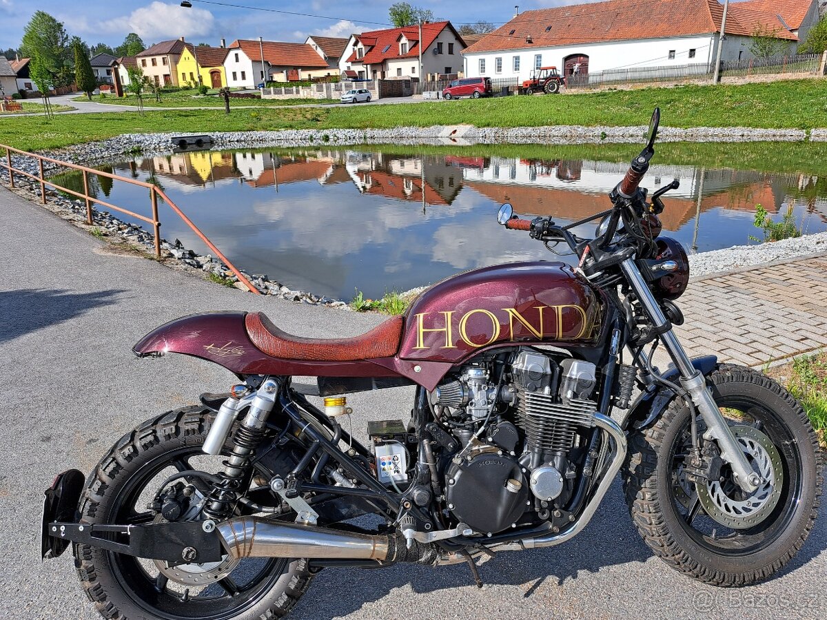 Honda CB750 - 3