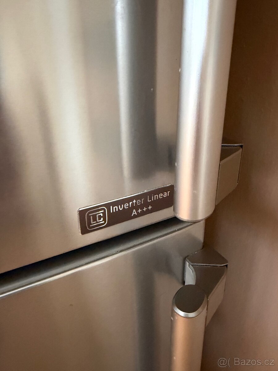 Lednice s mrazákem LG - 3
