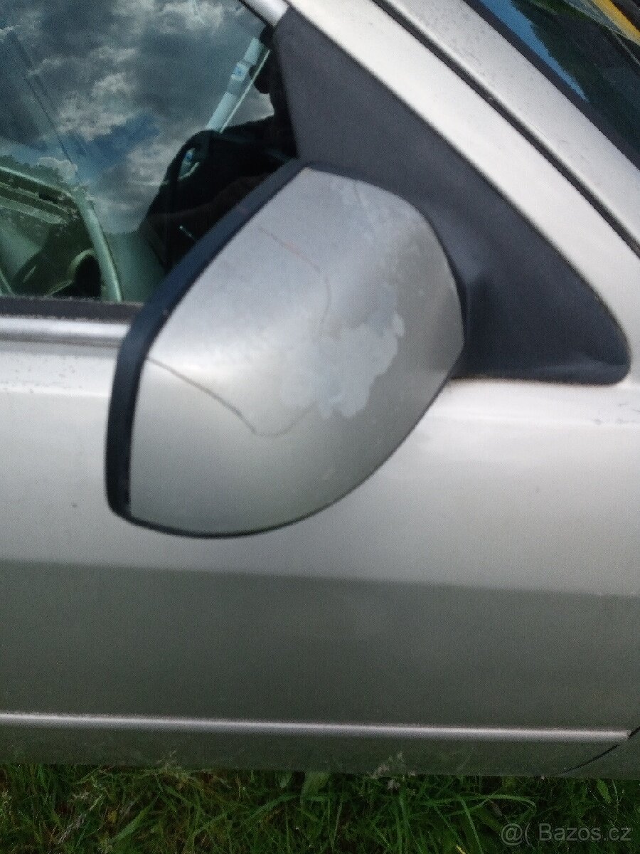Zpětné zrcátko na Ford Mondeo mk3 - 3