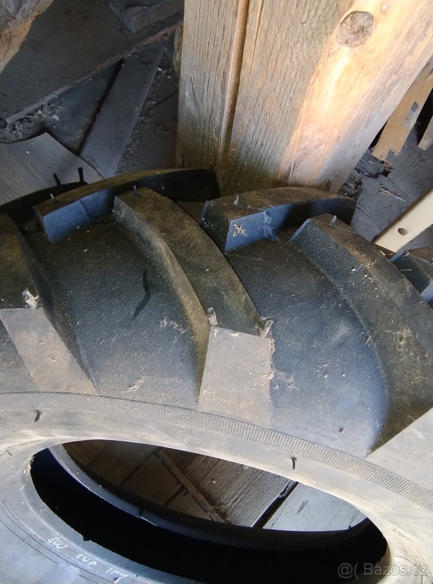 Prední pneu traktor (7,50-16 TP9) - 3