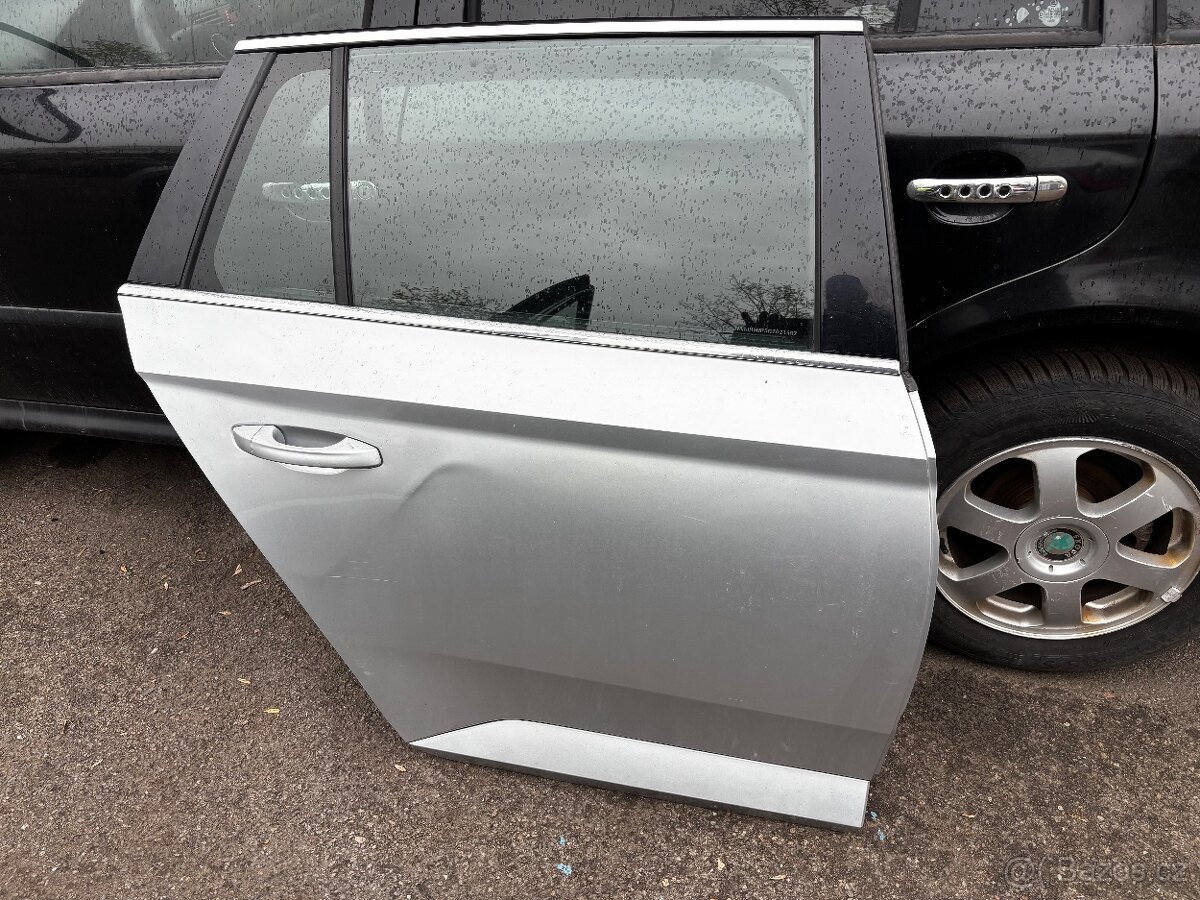 Škoda Superb 3 dveře zadni kombi - 3