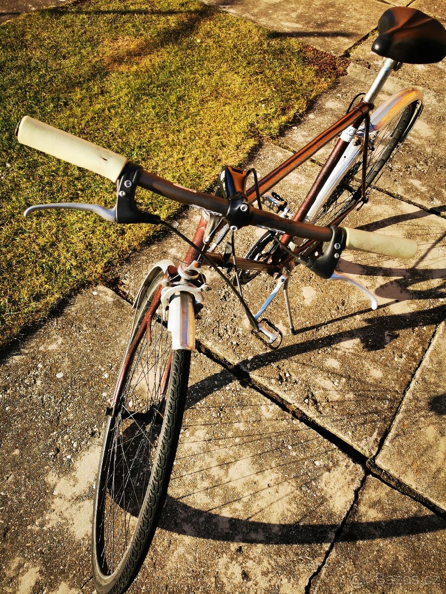 Prodám silniční kolo Favorit - 3