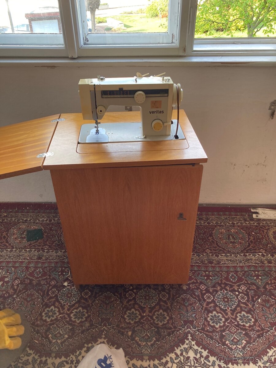 Šicí stroj Veritas - 3