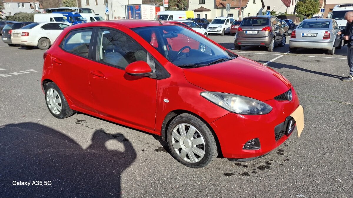 Mazda 2 - 3