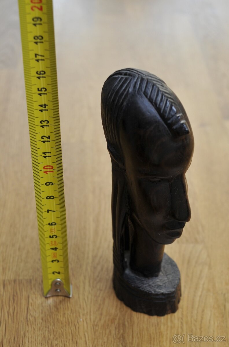 Vyřezávané sošky z Afriky - 3