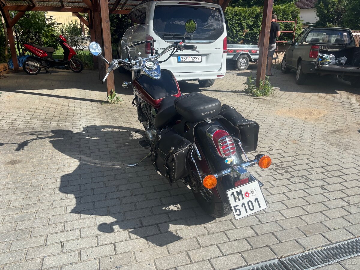 Honda Shadow VT 750 - 3