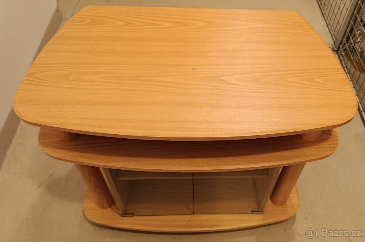 Stolek pod TV - 3