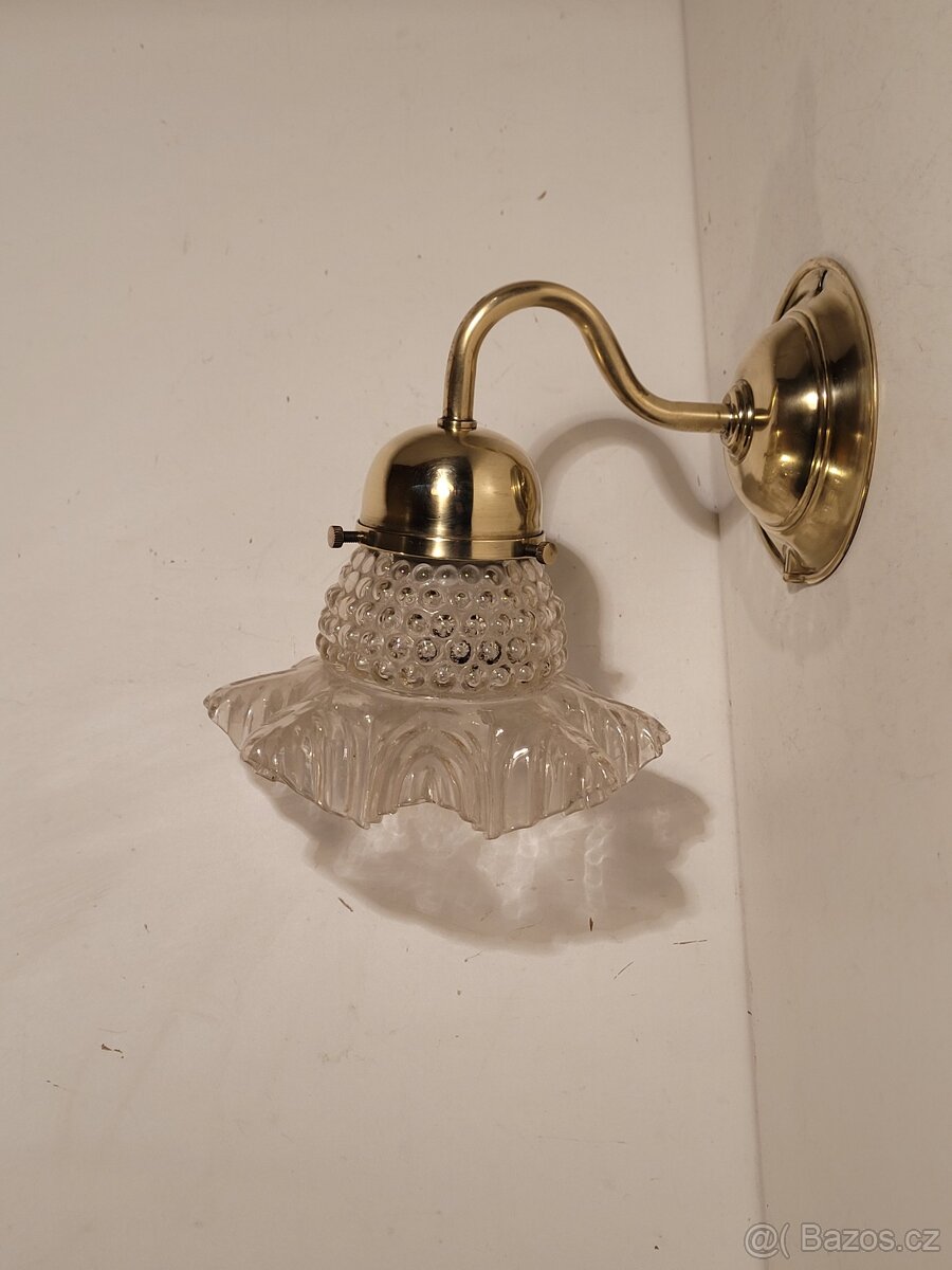 mosazná lampa, lampička, dobové krajkové stínidlo - 3