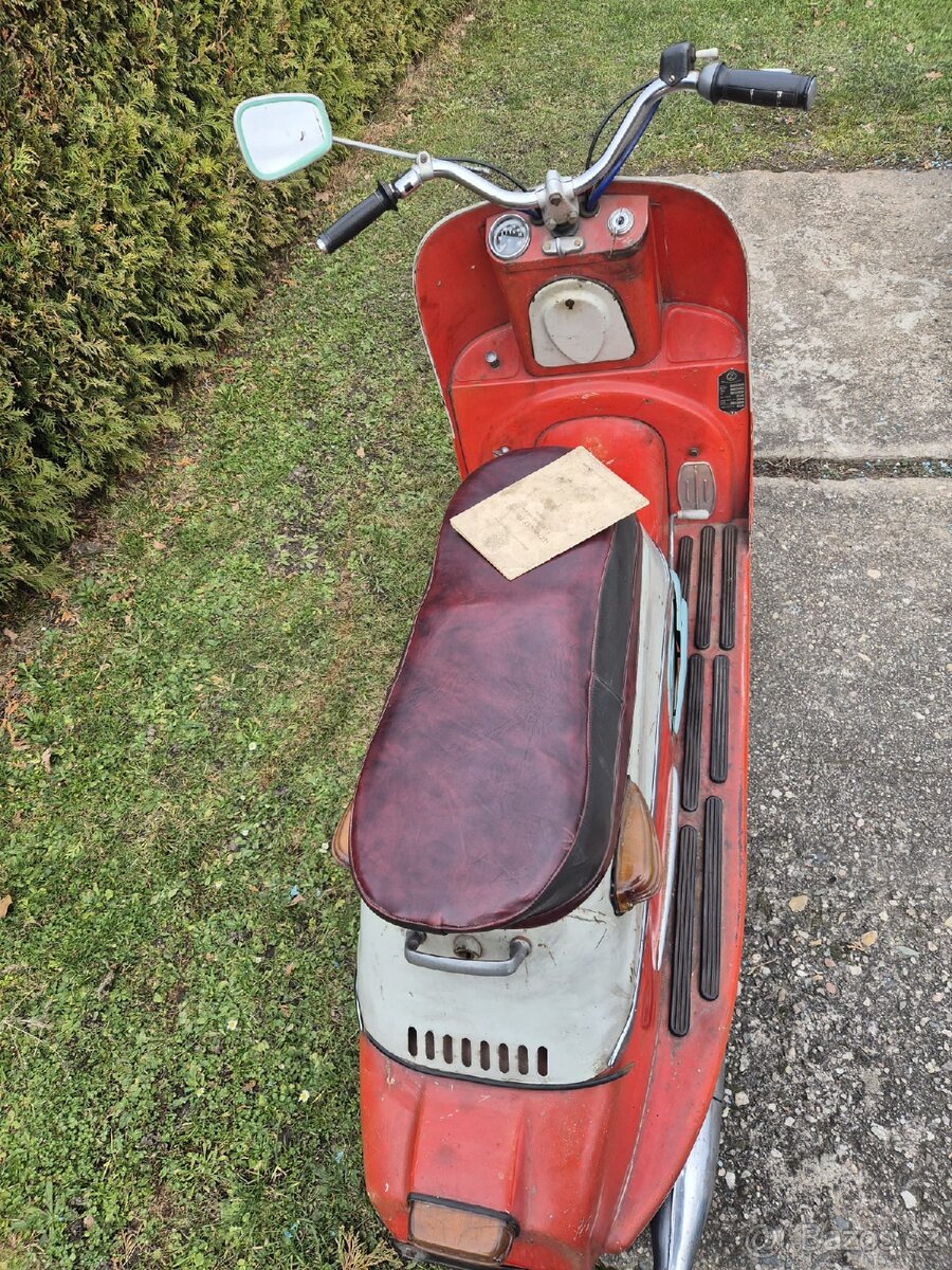 Skutr cz 175 typ 502 prase r.v. 1961. - 3