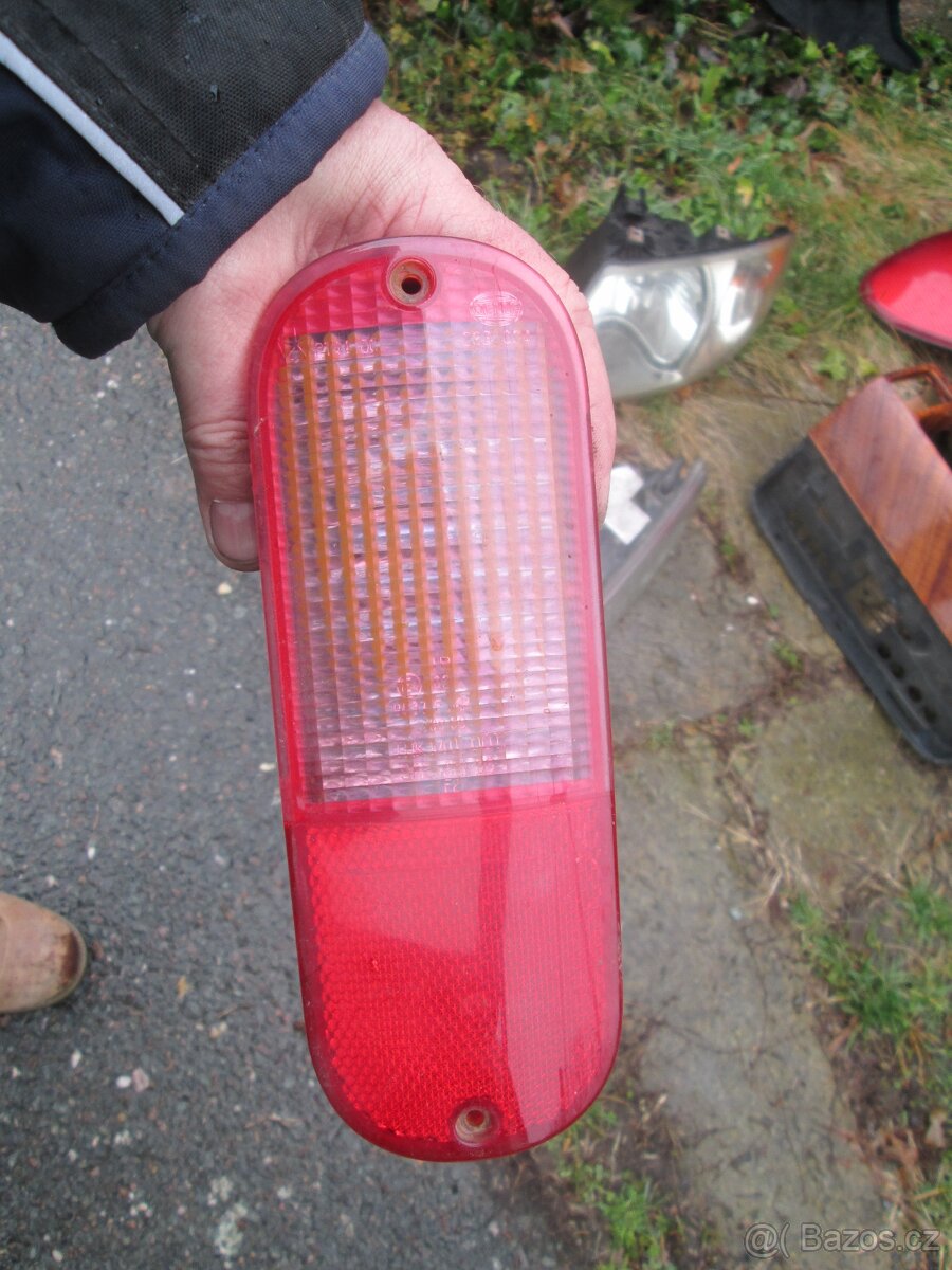 Zadní mlhovka a zpátečka chrysler Pt cruiser - 3