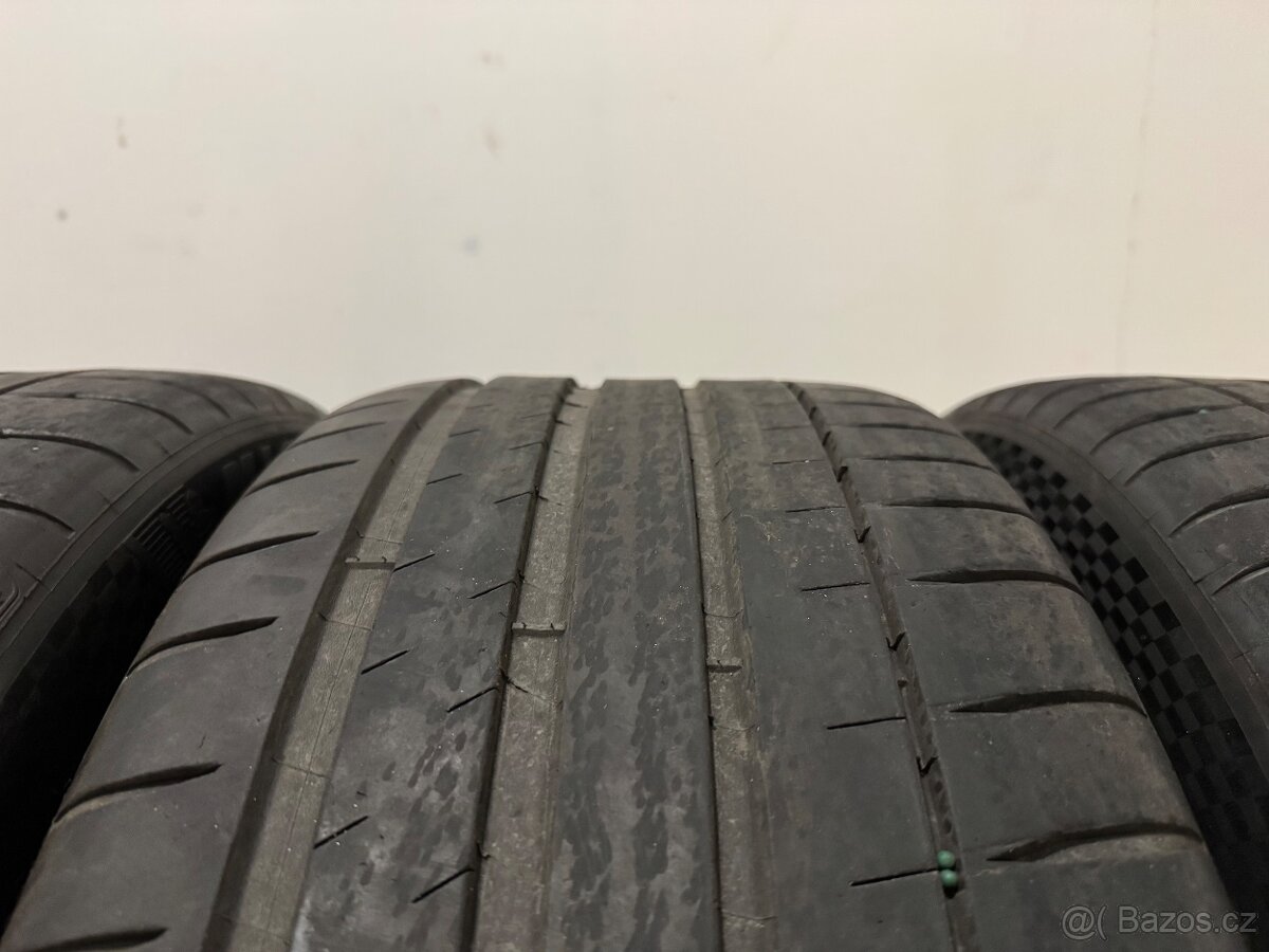 Michelin Pilot Sport S4 265/40/22 letní - 3
