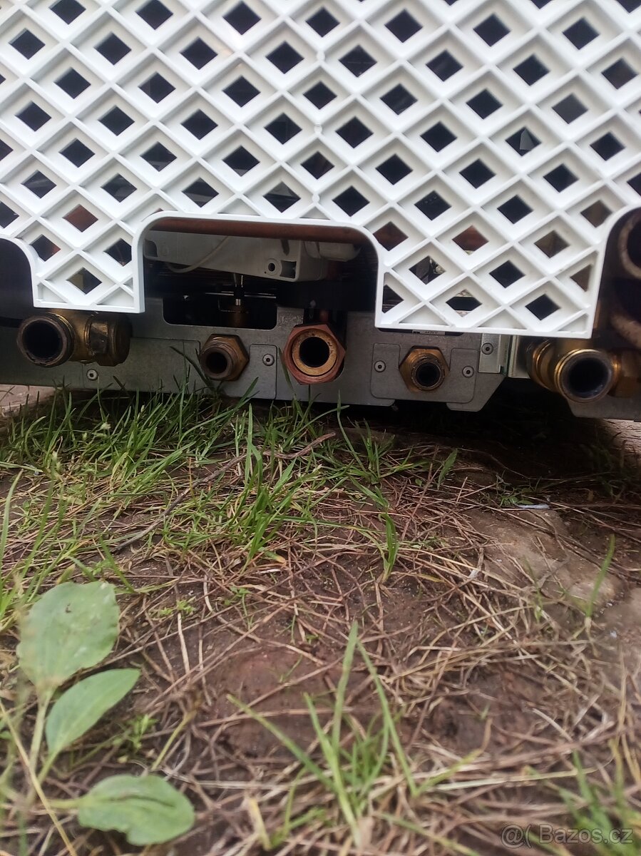 Plynový průtokový kotel Viessmann Vitopend 200 - 3