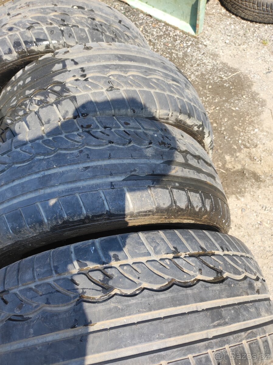 Pneu Dunlop SP sport 01 235/55r17 - 3