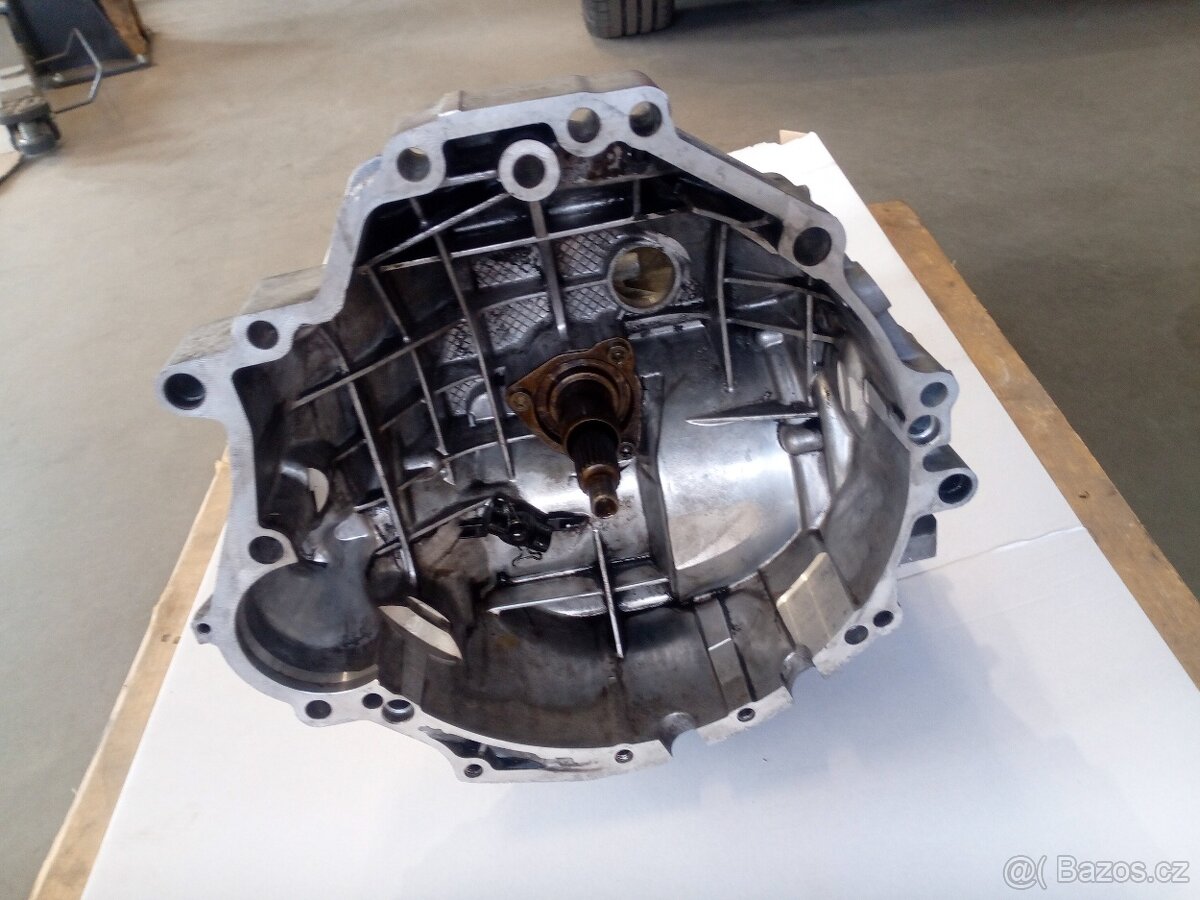 Prodám manuální převodovku na Audi A 4 - 3