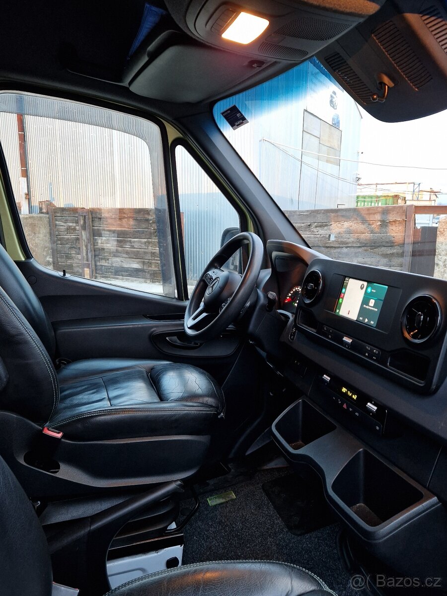 Mercedes Bez Sprinter 319 - 3