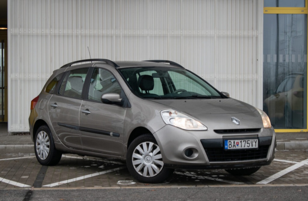 Renault Clio Grandtour 1.2 SK / 1.majiteľ - 3