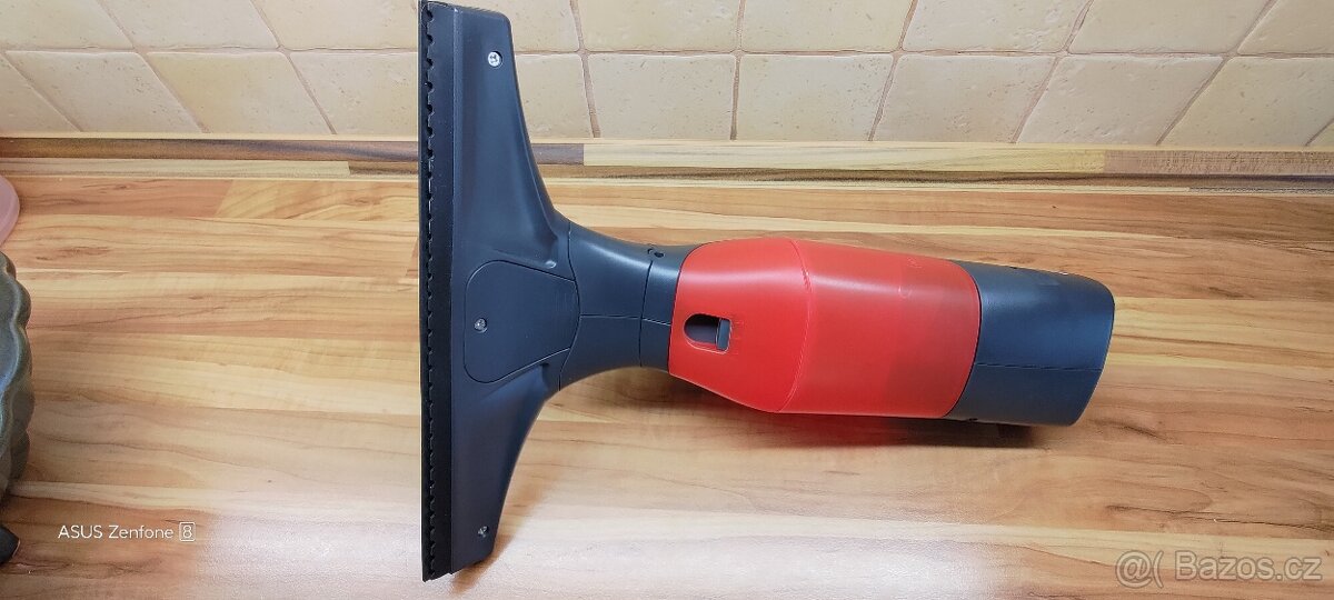 Vysavač na okna VIleda - 3