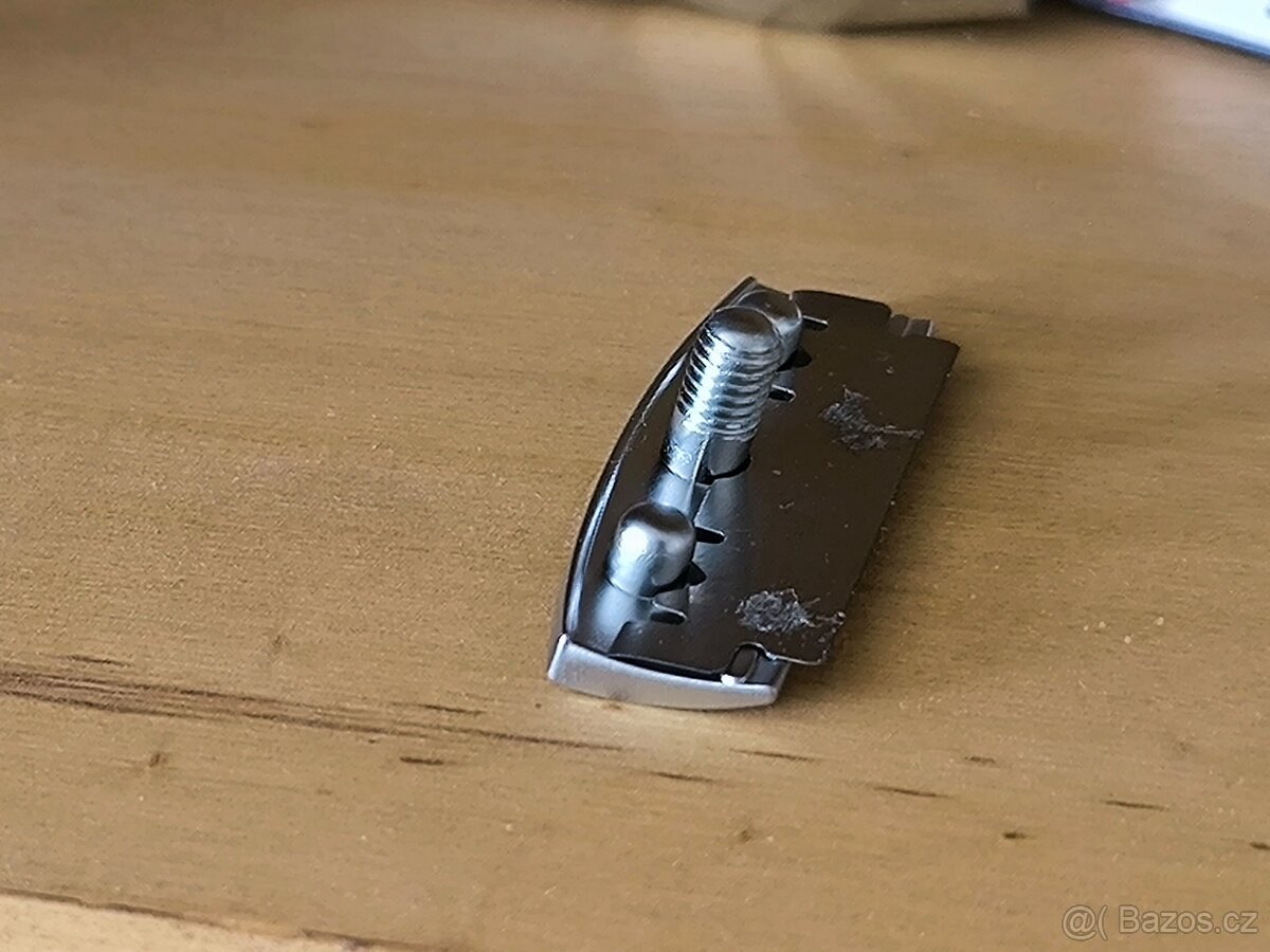 Yaqi Razzo Rocket SE - holící strojek SE - 3