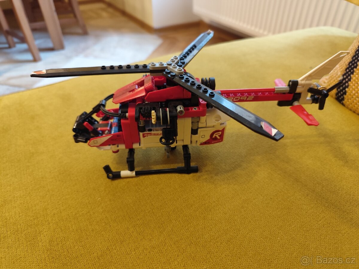 Lego vrtulník Technic rescue - 3
