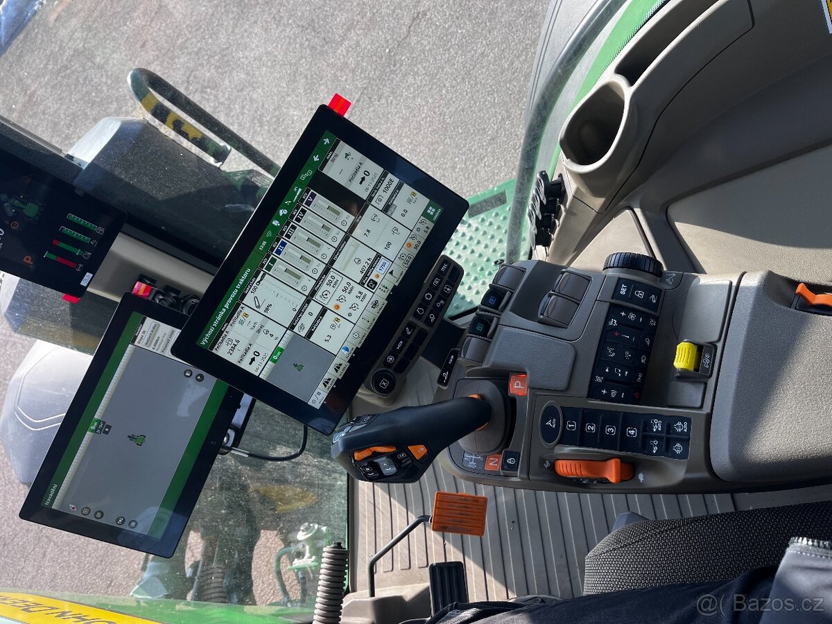 Traktor John Deere 8R410 - 3