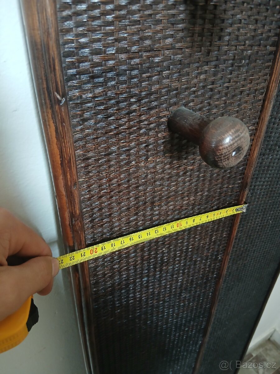 Věšák nový nástěnný - 3