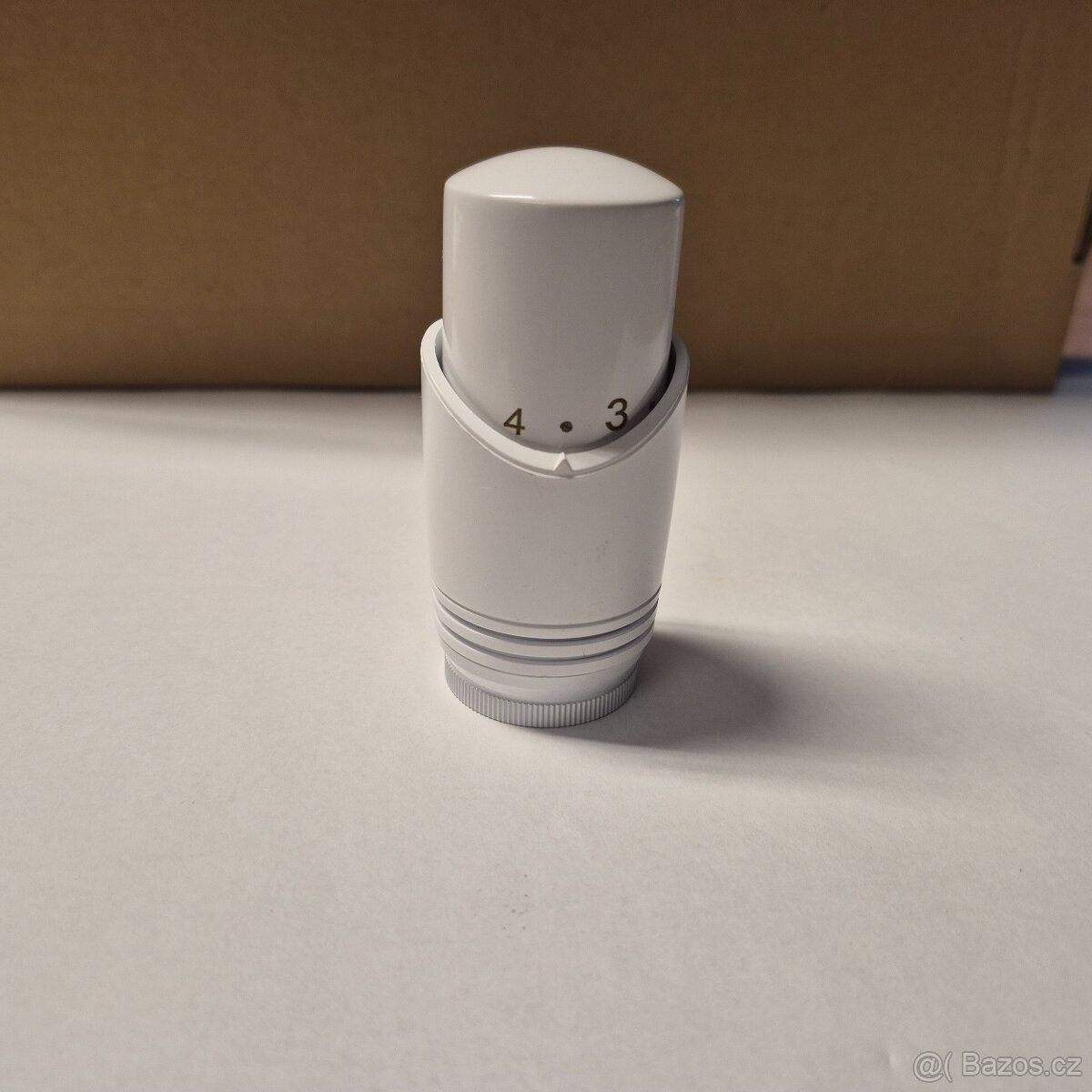 prodám termostatické hlavice barevné - 3