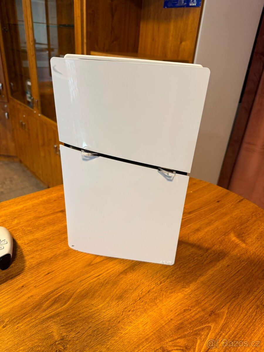 PlayStation5 slim digitální verze - 3
