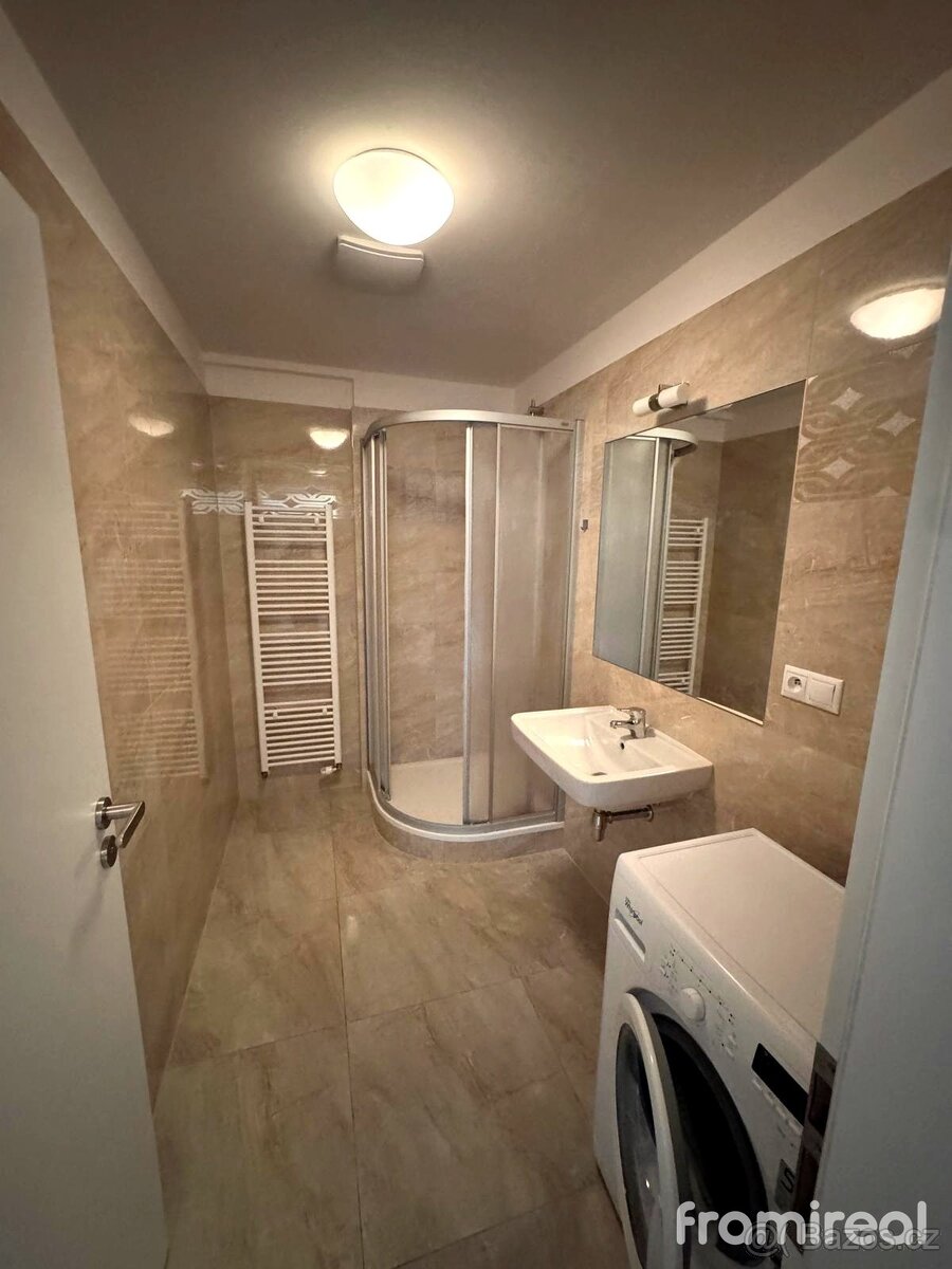 Pronájem ateliéru 1+kk, 46 m² - Brno - Židenice, ev.č. 01946 - 3