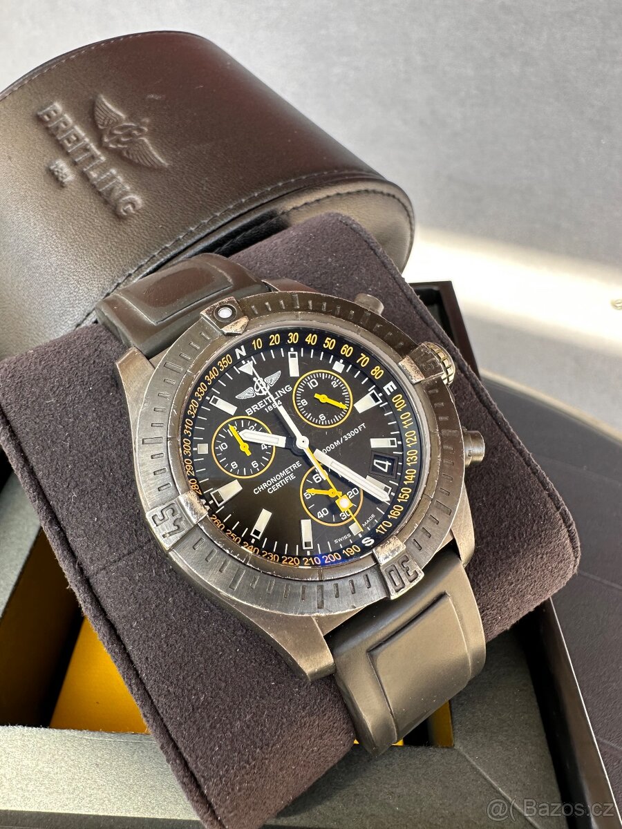 BREITLING AVENGER SEAWOLF 45 mm - 3