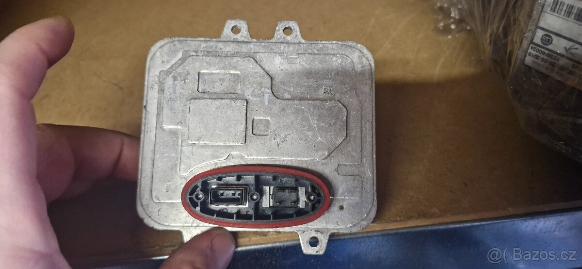 Řídící jednotka xenonu balast 5DV 009 610-00 - 3