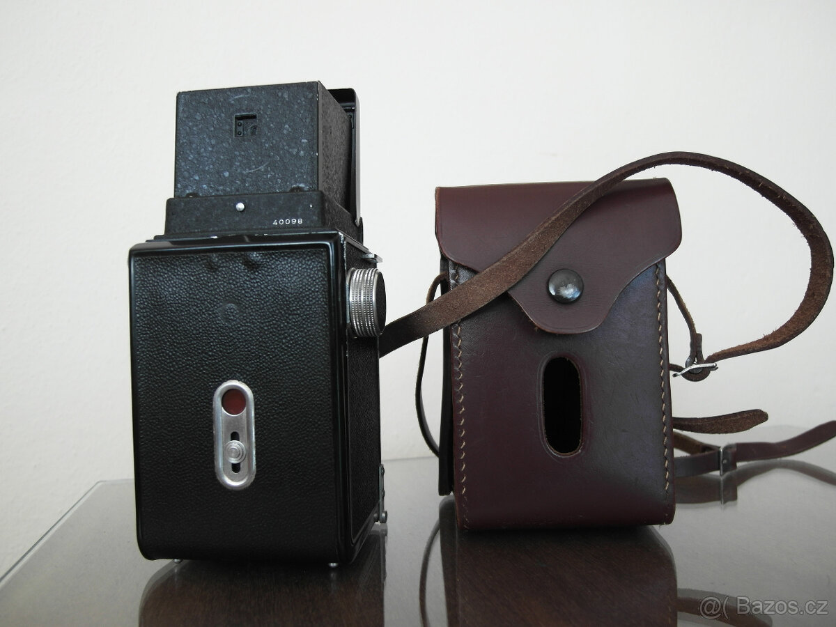 Starý fotoaprát Flexaret - 3