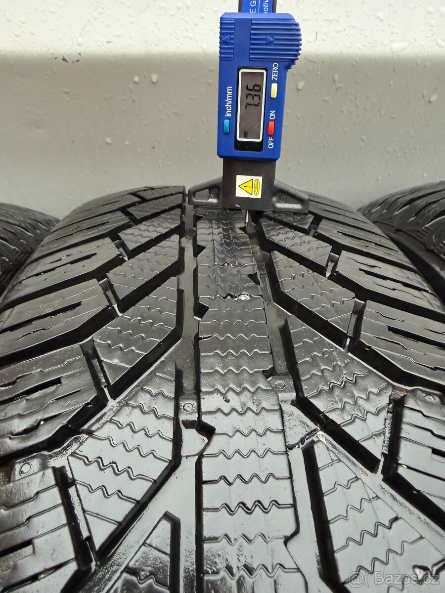 Prodám zimní pneu 205/60/16 92H - 3