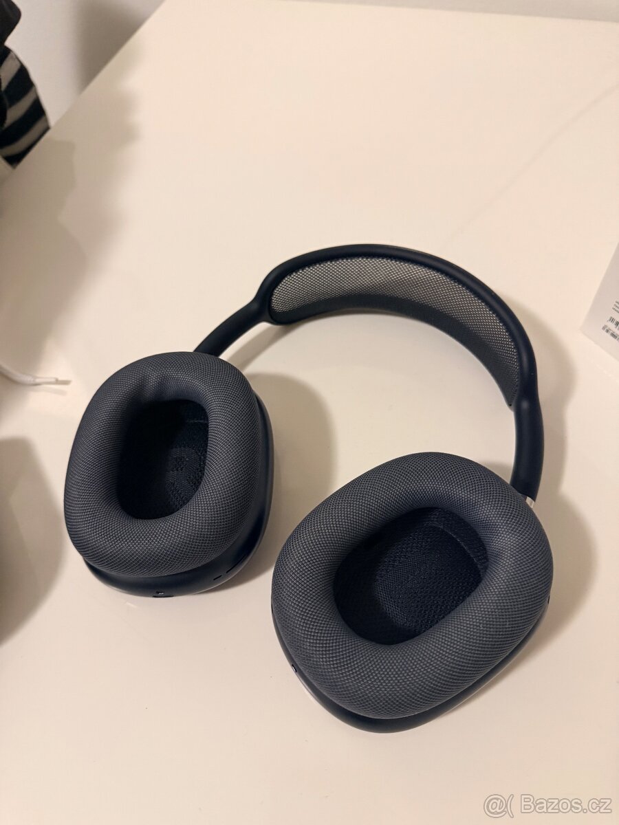 AirPods Max (2024) - 3