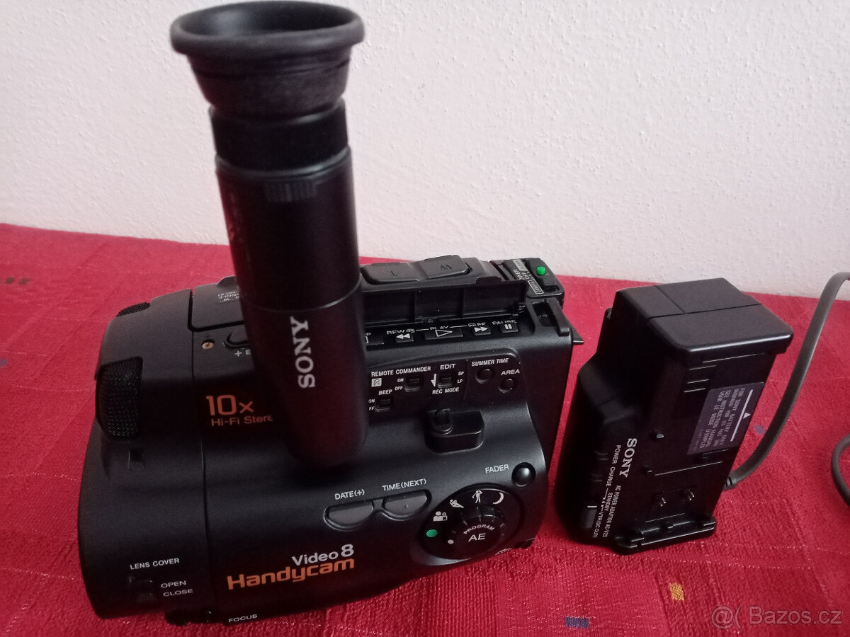 Sony Video Camera CCD-TR323E - 3